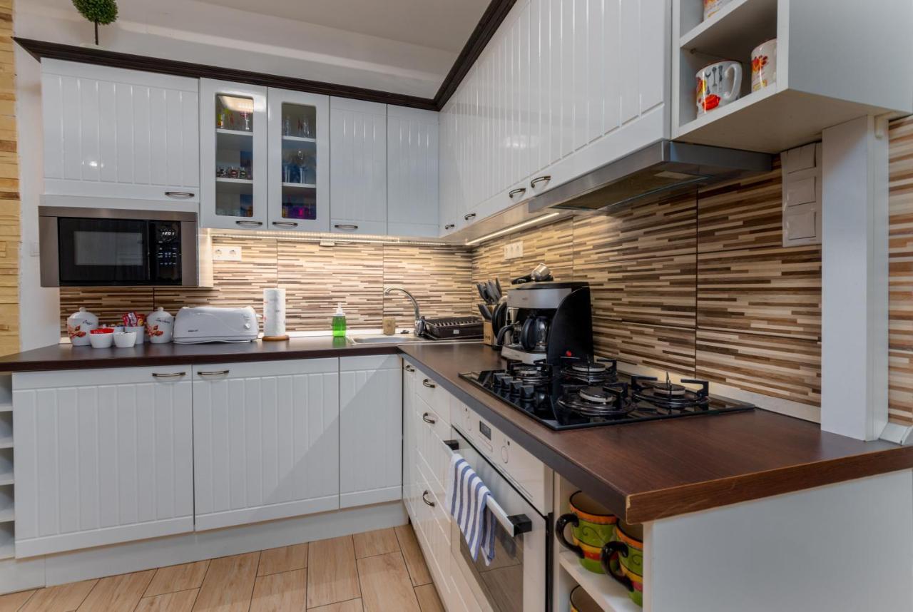 Fireworks Rakoczi - Free Parking - 3 Bedrooms - 2 Bathrooms Budapest Exterior photo