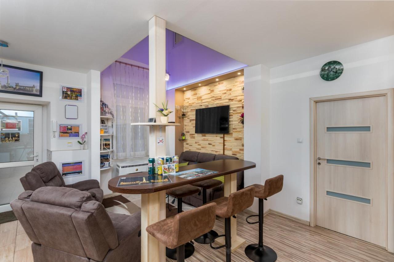 Fireworks Rakoczi - Free Parking - 3 Bedrooms - 2 Bathrooms Budapest Exterior photo
